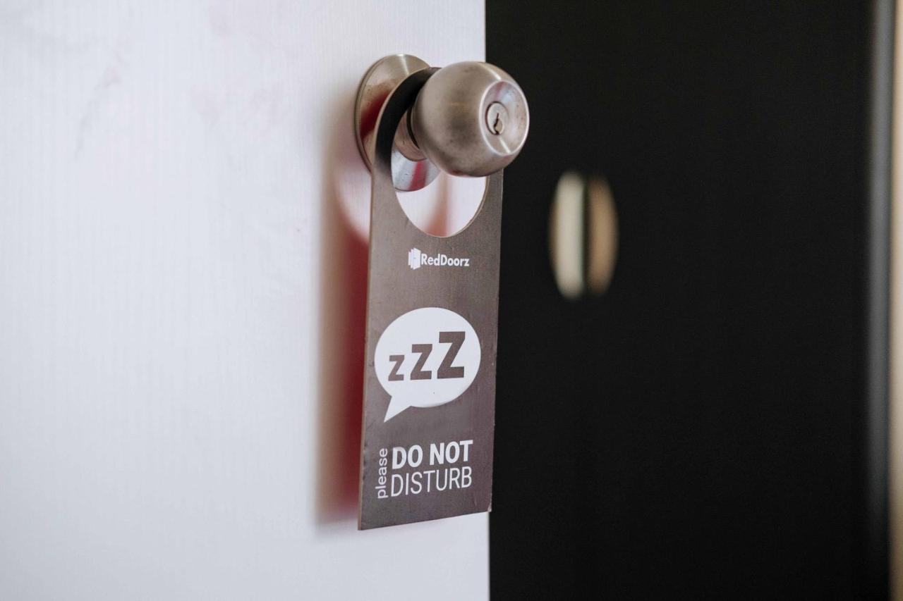 Reddoorz Premium @ Avida Verte Bgc Manila Exteriör bild